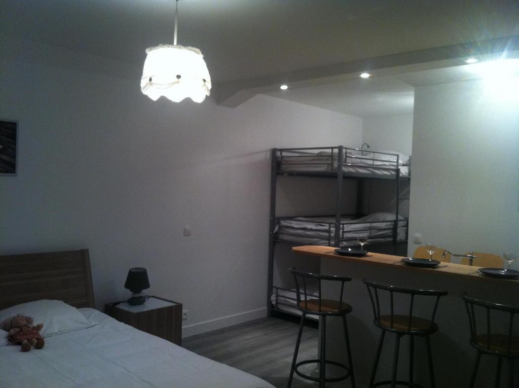 Gîtes Poirier Bazin Montry Zimmer foto